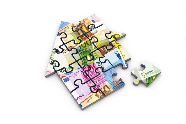 puzzle ve tvaru domu